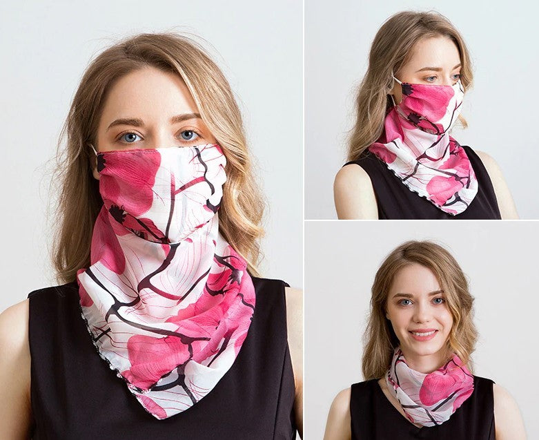 Masque foulard avec motifs en mousseline de soie
