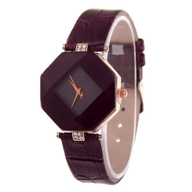 Montre aux motifs pierre précieuse