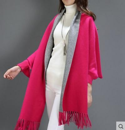 Poncho en cachemire avec franges