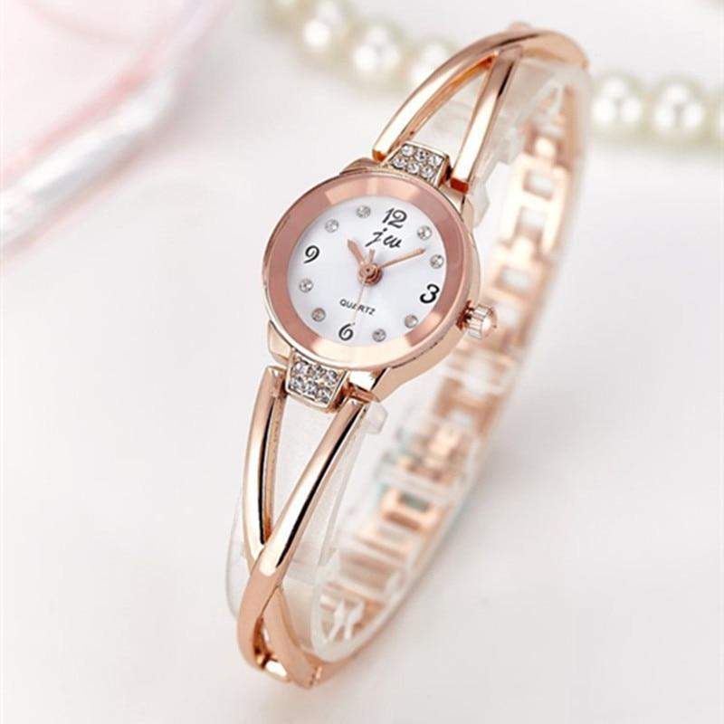Montre fine pour femme