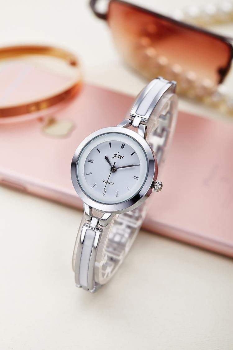 Montre fine pour femme