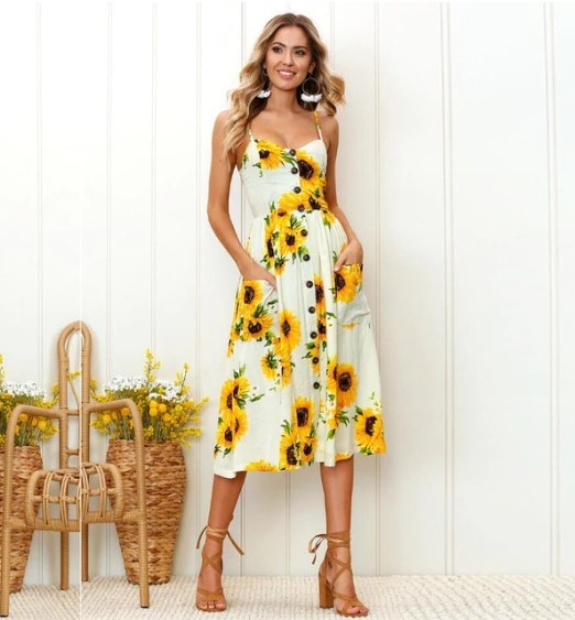 Robe d'été avec des fleurs