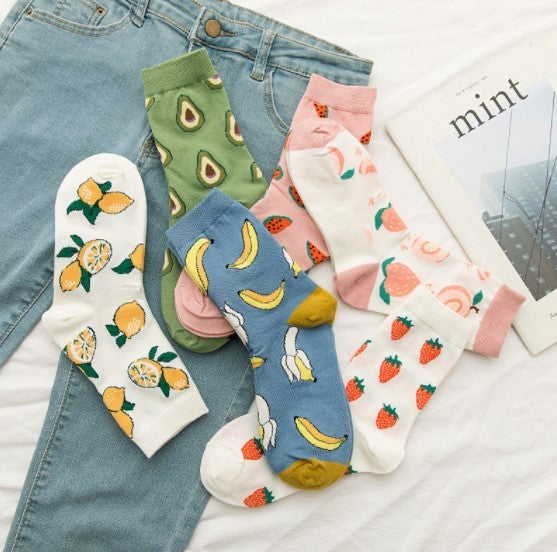 Lot de chaussettes avec des fruits