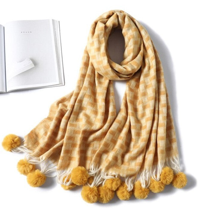 Echarpe en cachemire avec pompons