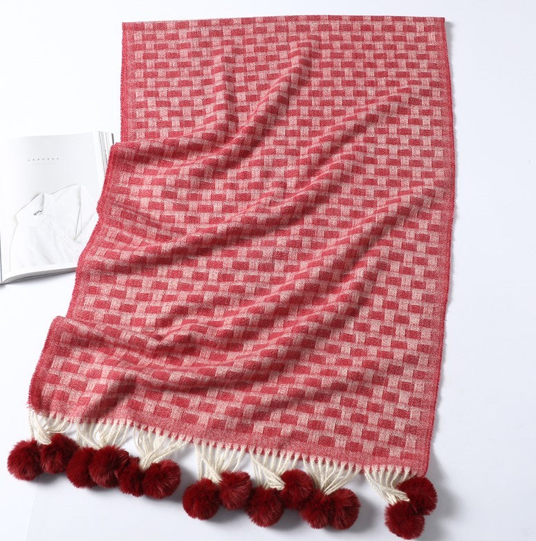 Echarpe en cachemire avec pompons