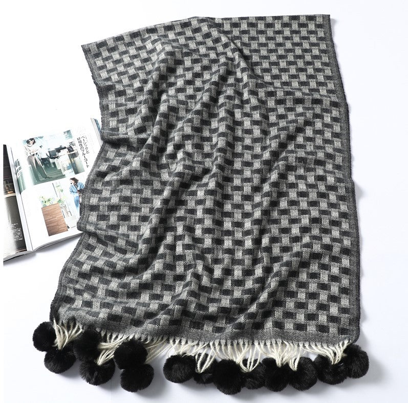 Echarpe en cachemire avec pompons