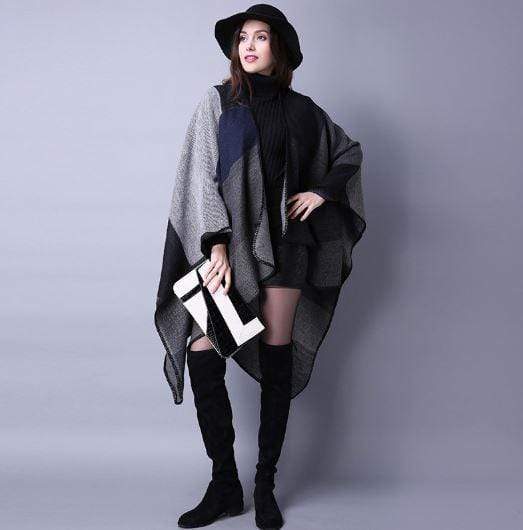 Poncho à motifs carreaux
