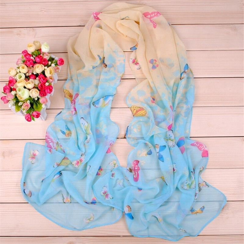 Foulards aux motifs papillons