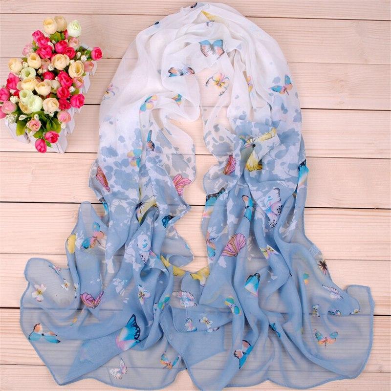Foulards aux motifs papillons