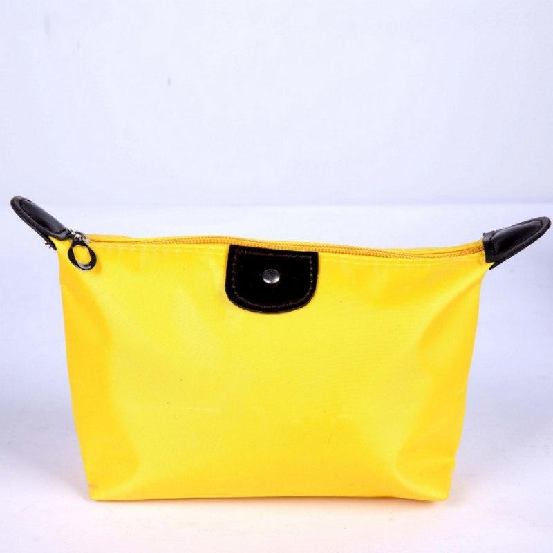 Pochettes maquillage aux couleurs unies