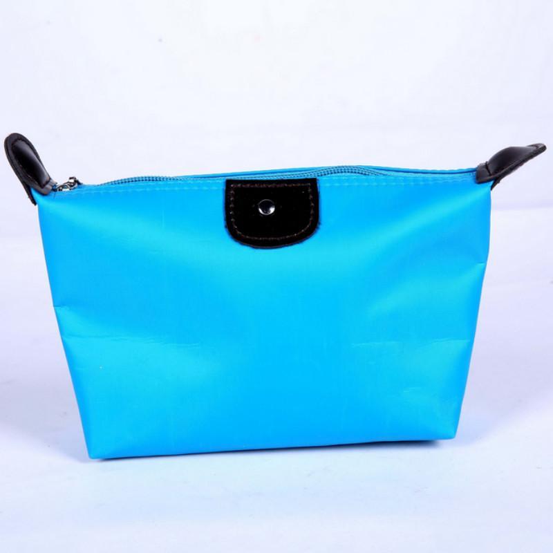 Pochettes maquillage aux couleurs unies