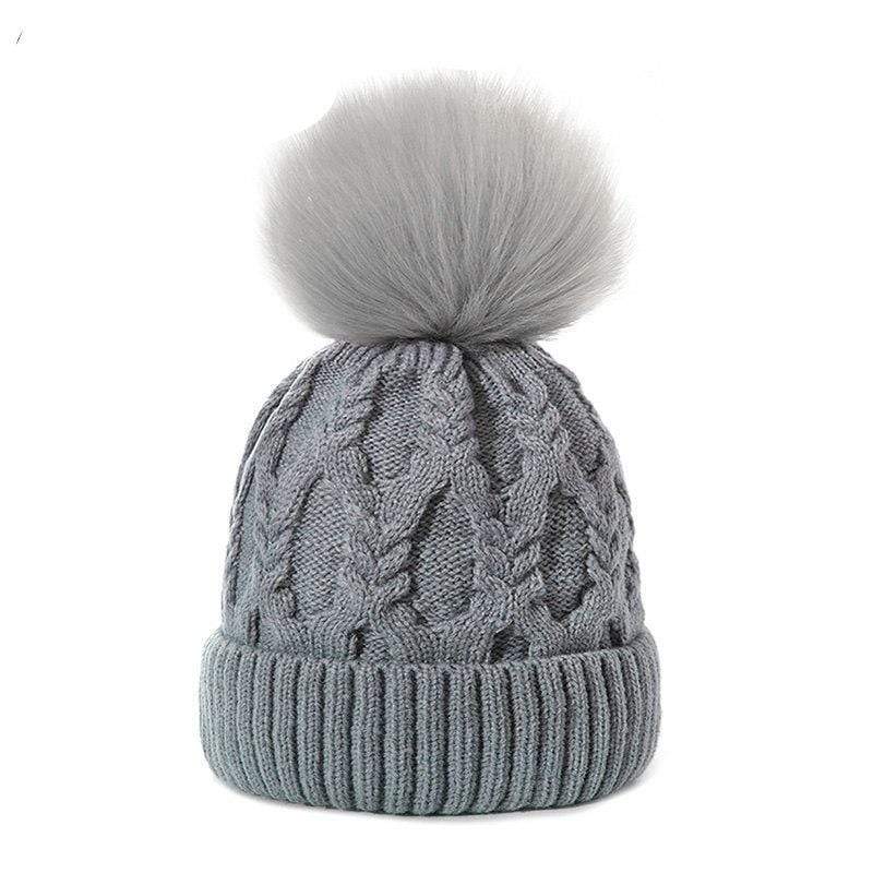 Bonnet avec pompon